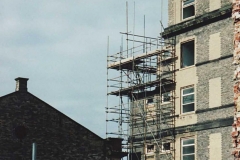 East_End_of_Female_Block_with_Scaffold_main_hall_on_left_picture_taken_from_main_drive_edit_sm
