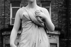 Statue_of_Flora_Roman_Goddess_of_Flowers_and_the_Spring_Stood_outside_Alderson_Ward_edit_sm